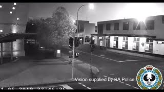 VIDEO: South Australian night dazzled by meteor