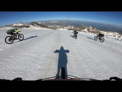 Vídeo: Assista A Este Ciclista De Montanha Descendo Trilhas Esmagadoras Nos Alpes Suíços - Matador Network
