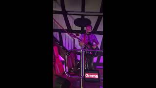 Rappers Delight on guitar (Live at Scheune, Bad Nauheim)
November 8 , 2018 The Sugarhill Gangs smash hit Rappers Delight covered by German cover artist Wolfgang Liebert live at Die Scheune Bad Nauheim Rappers Delight on guitar (Live at Scheune, Bad Nauheim)