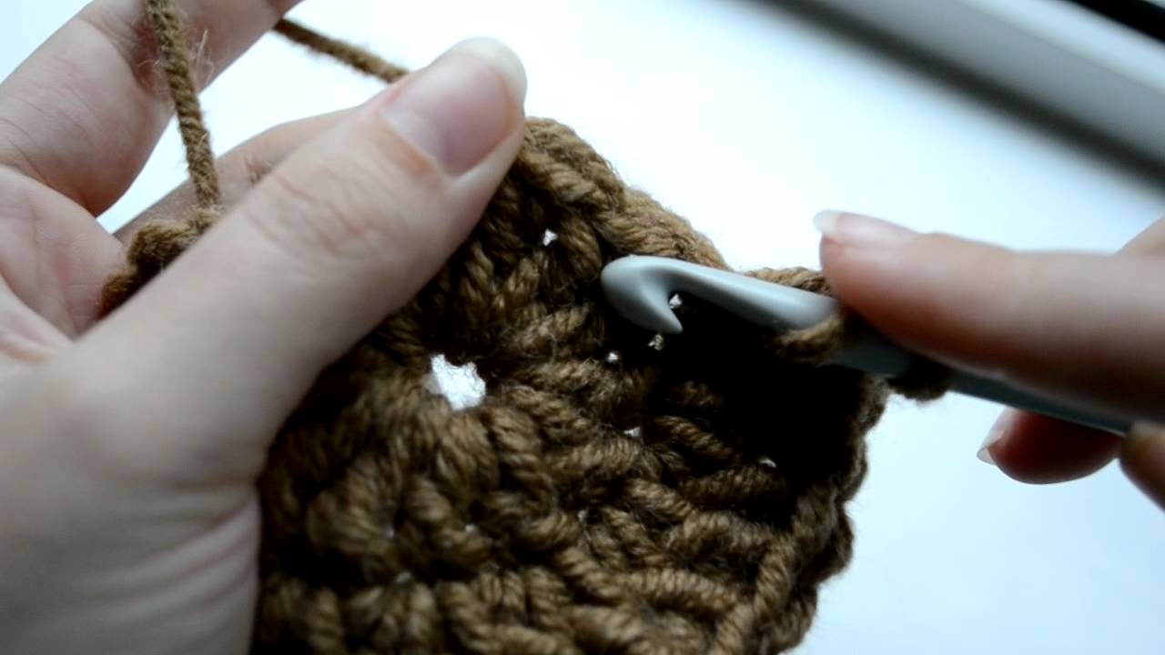 How to crochet a circle with three rounds - Part 2 of 3 - YouTube