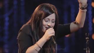 Video thumbnail of "Kari Jobe Bethel Church Music  Forever Live with lyrics"