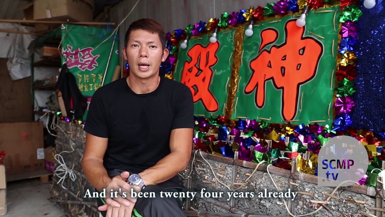 How a Hong Kong flower plaque maker is bringing the craft to the West