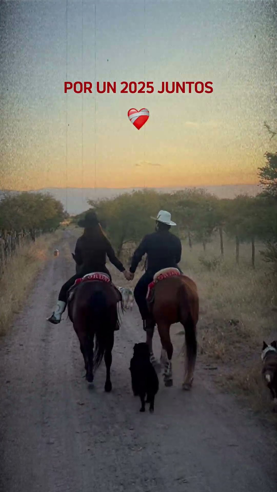 Por Un 2025 Juntos Bebé ❤️ | Norteñas Con Sax 2025