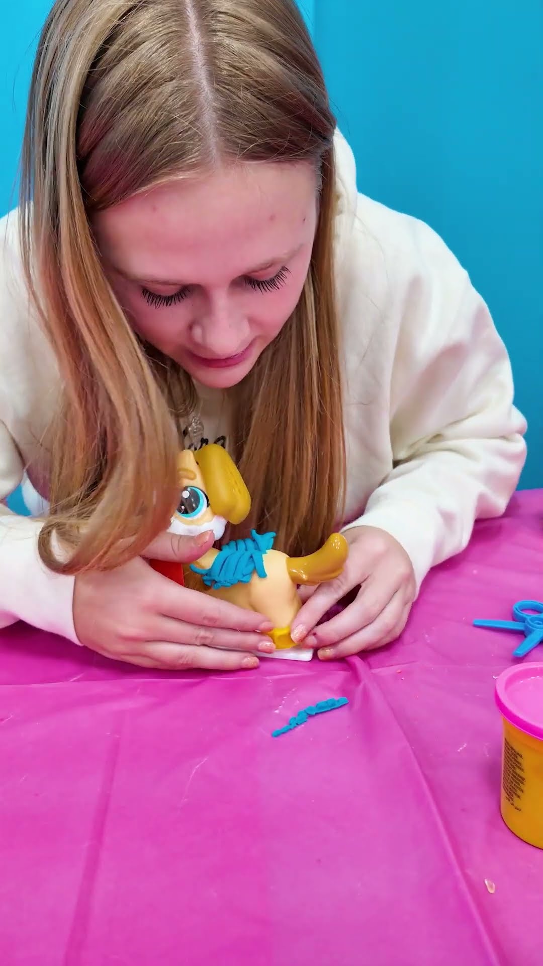 Assistant and her Dog Waffles Craft with the Play Doh Pet Vet Set #FamilyFun #PlayDoh #petvet