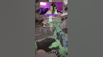 Quick little 3v1, wasn’t even sweatin 🤧 #callofduty #gaming #modernwarfare #twitch #gamergirl