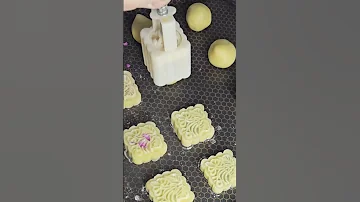 مكبس المعمول معمول العيد هوفا عيد الفطر كل عام وانتم بخير 