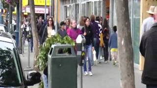 Hilarious Homeless Guy Bush Man Scares Tourist Sf Fishermans Wharf Funny Video