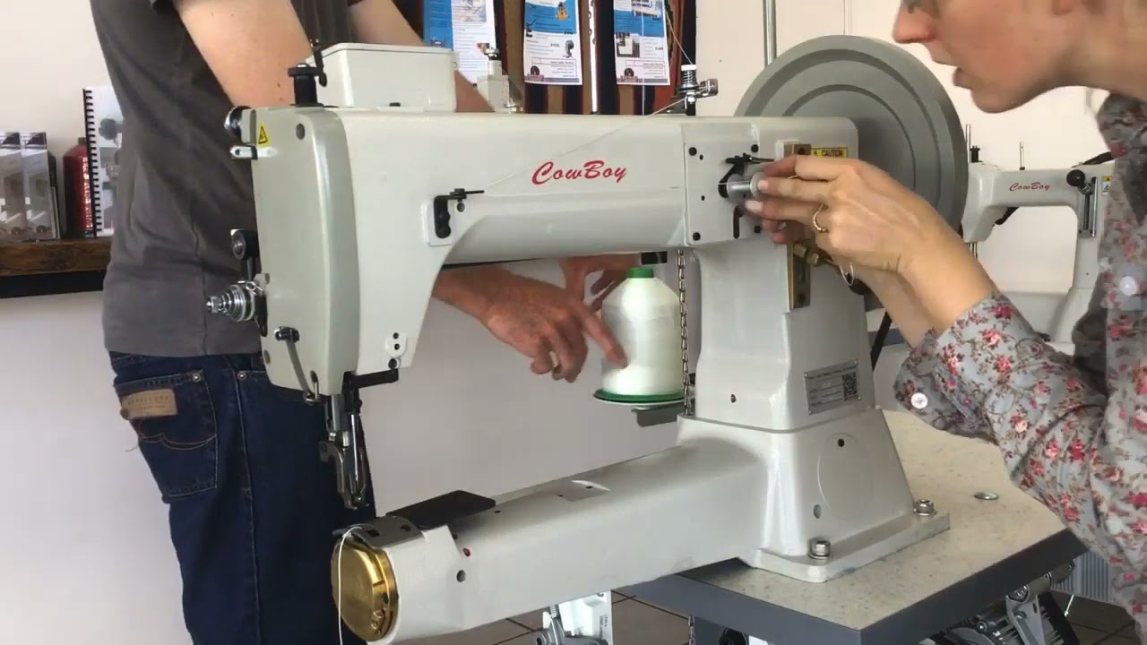 How to use the bobbin winder on CB4500 leather stitching machine
