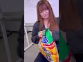 ポテチ開封あるある😂 #fypシ゚viral #funnyvideos #snack #potatochips #お菓子 #ポテトチップス #神志那結衣 @kojina_yui27
