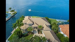 Stately Waterfront Residence in Sarasota, Florida | Sotheby's International Realty