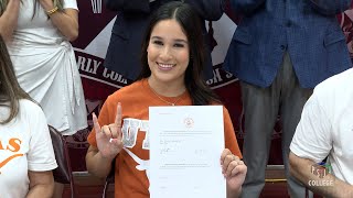 Melissa Navarro Signs to University of Texas at Austin Dance Team