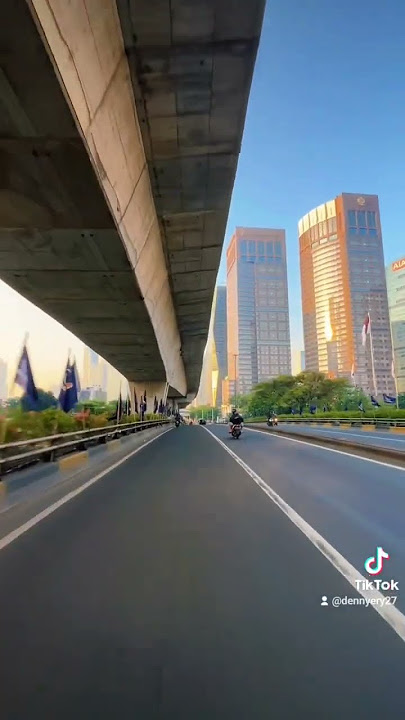 story wa jalan jalan pagi #story #viral #viralshorts #jakarta
