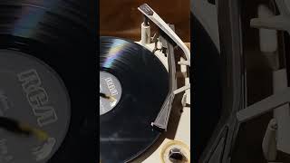 Download Lagu Waylon Jennings vinyl on vintage console stereo MP3 Download Lagu Waylon Jennings vinyl on vintage console stereo MP3