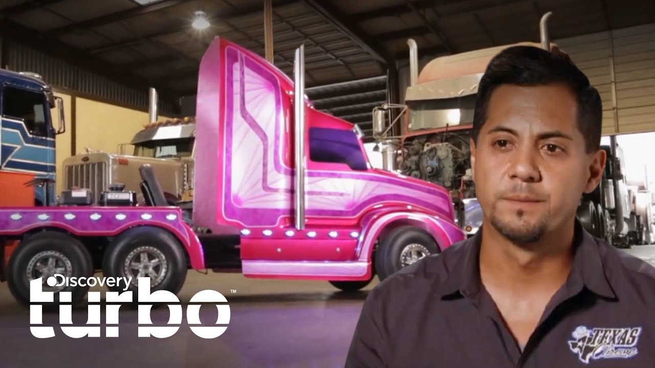 Raúl Méndez Jr. Entrega o Mini Caminhão às Suas Filhas | Texas Chrome: Negócios de Família