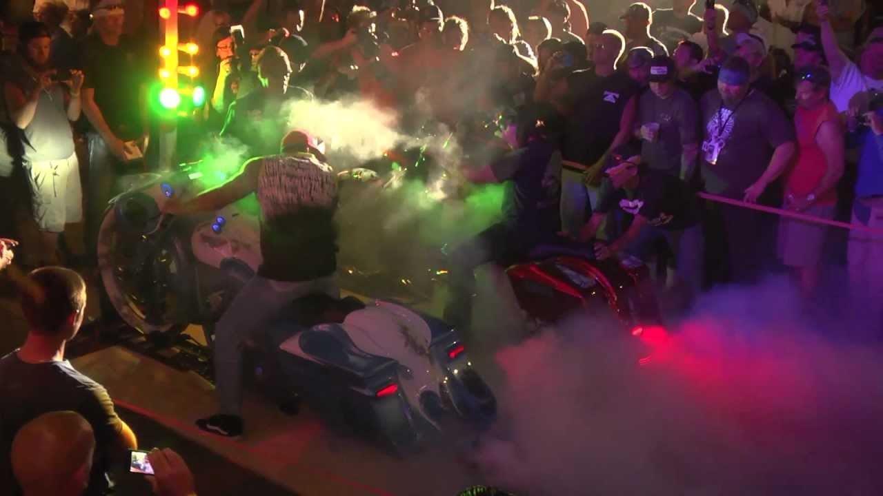 Sturgis 2012 Smokedown Showdown Burnout Contest