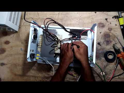 Vídeo: Com es fabrica un carregador de bateria de 24 volts?