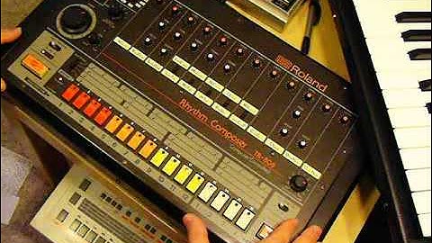 Roland TR-808 Rhythm Composer 🟥🟧🟨⬜ old video