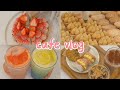 [ENG]CAFE VLOG|아빠곰 엄마곰 내복곰~🎵|🌺봄비가 내리는 날의 카페일상☔️