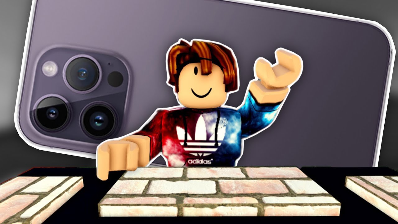 Playing Flee the Facility on Phone