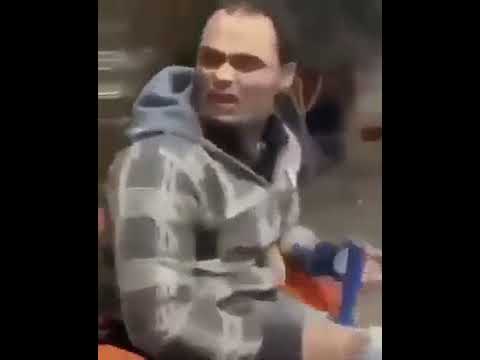 فيديو انت عيل بضان والله بضان