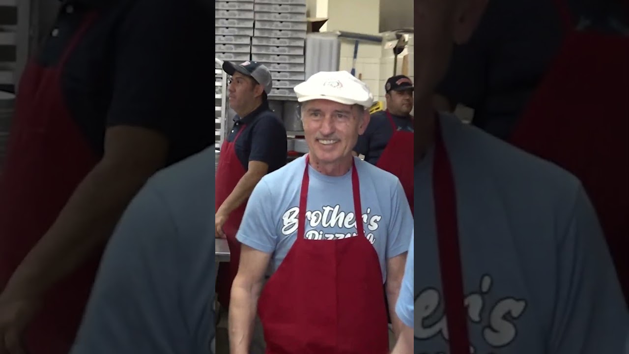 This Pizzeria Owner Loves Dave Portnoy