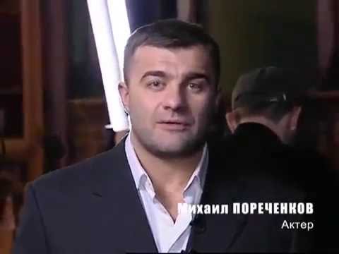 Тар джинсы киген қыз порно көріп отыр