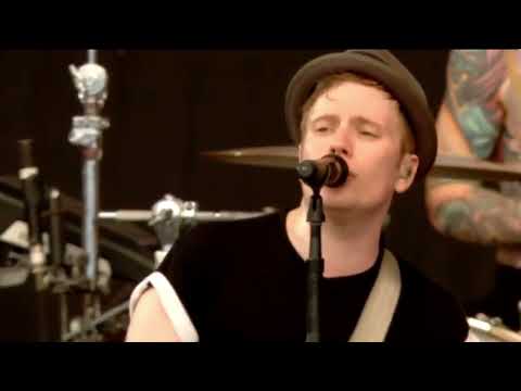 Fall Out Boy - 'Thnks Fr Th Mmrs' LIVE Reading Festival 2013