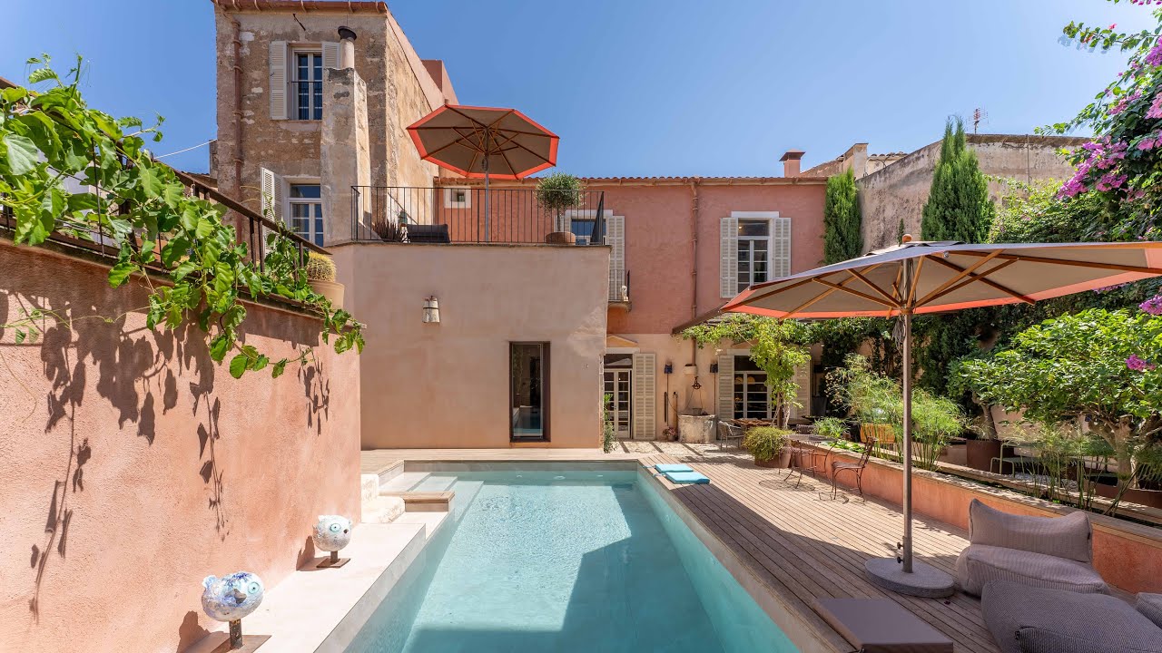 Luxury Townhouse in Felanitx, Mallorca: Renovated Historic Property with Pool & Mediterranean Charm