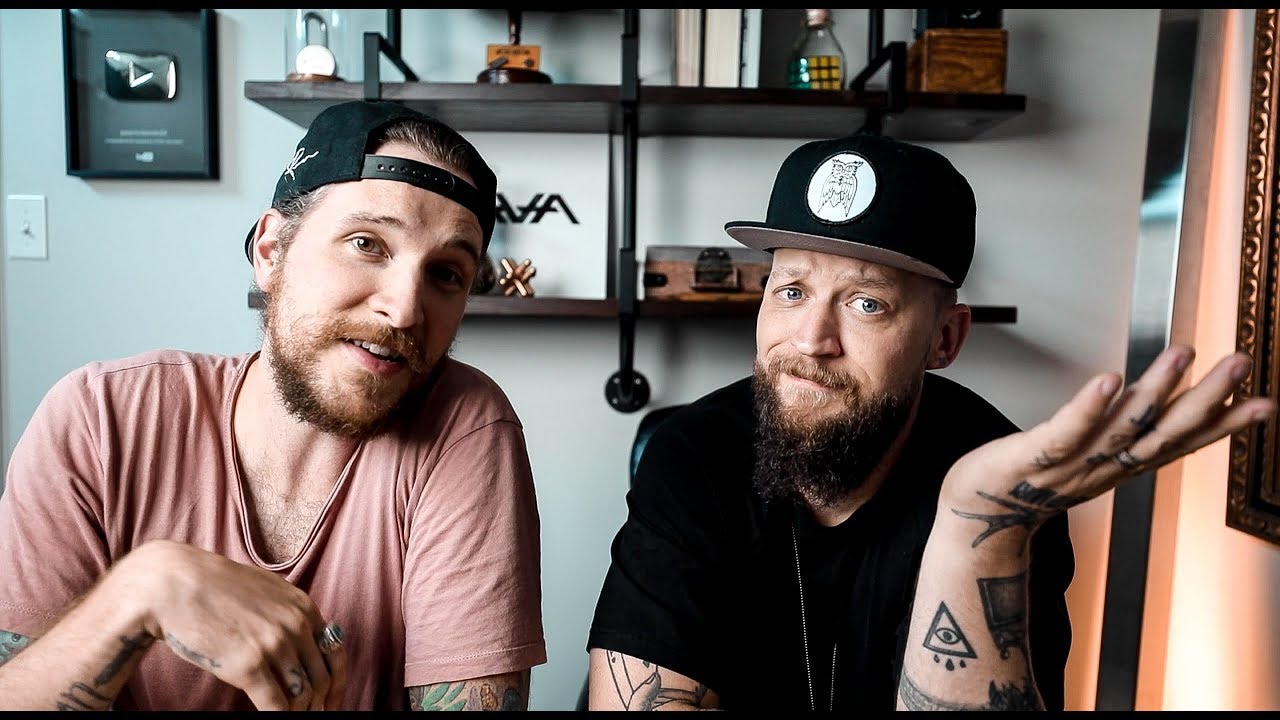 VLOGGING with Peter Mckinnon! - YouTube