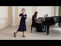 О Злотник Весела господиня виконує Тишечко Софія О Злотник Весела господиня виконує Тишечко Софія