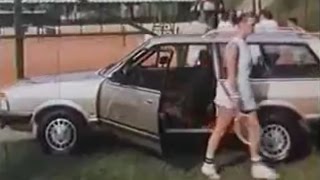 Comercial Ford - Linha 1984
Propaganda da linha 1984 dos veículos da Ford Brasil, inclusive do novo motor CHT.
Qualidade Ford, a poderosa diferença. Comercial Ford - Linha 1984