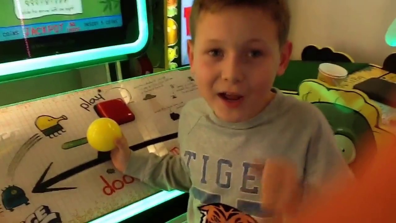 File:Arcade Game Doodle Jump in Prince Edward Island, Canada.jpg