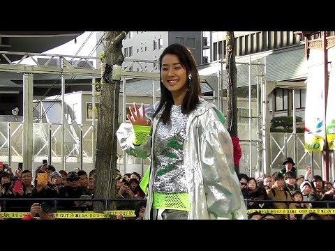 大阪×阪急イングスファッションショー　岡崎朋美、すみれが登場　御堂筋ランウェイ2017