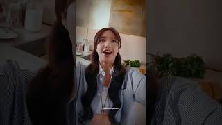 Lisa unboxing spotify billion stream plaque and her reaction was priceless ❤️🤩💸#money #lisa #shorts