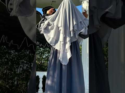 لا لا تحسب ان الدين بعيد عن حب وحياة