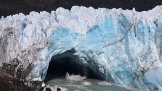 FREE STOCK FOOTAGE GLACIER BREAKING