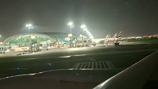 Ek 526 landing at DXB airport