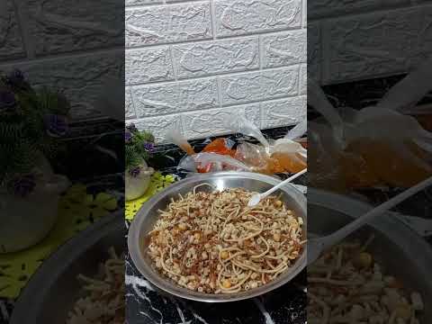 لقيت اخويا داخل عليا وجايب كشرى
