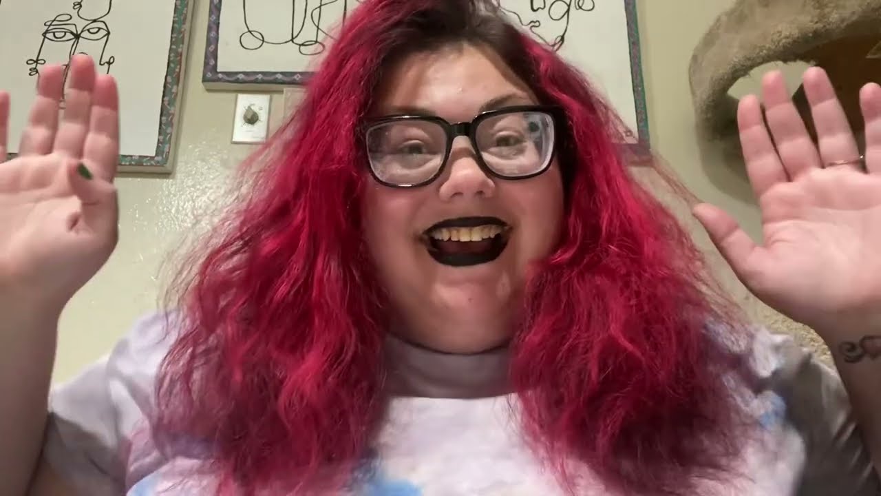 Amberlynn Reid, Unicorns, and T.G.I. Fridays