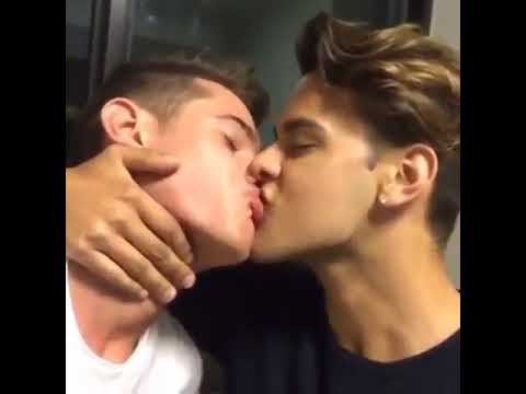 youtbe Gay kissing