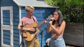 They Finally Came To Brighton! @musiclei & @atticus_blue Playing 'I Found You'! Extraordinary Busking!