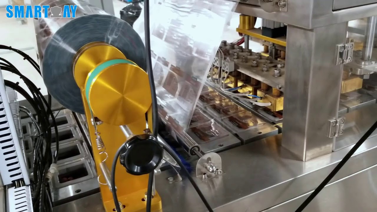 Smart Weigh - Almond tray packing line