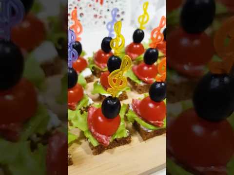 Канапе на шпажке - закуска на один укус #праздничныйстол #закуска #канапе
