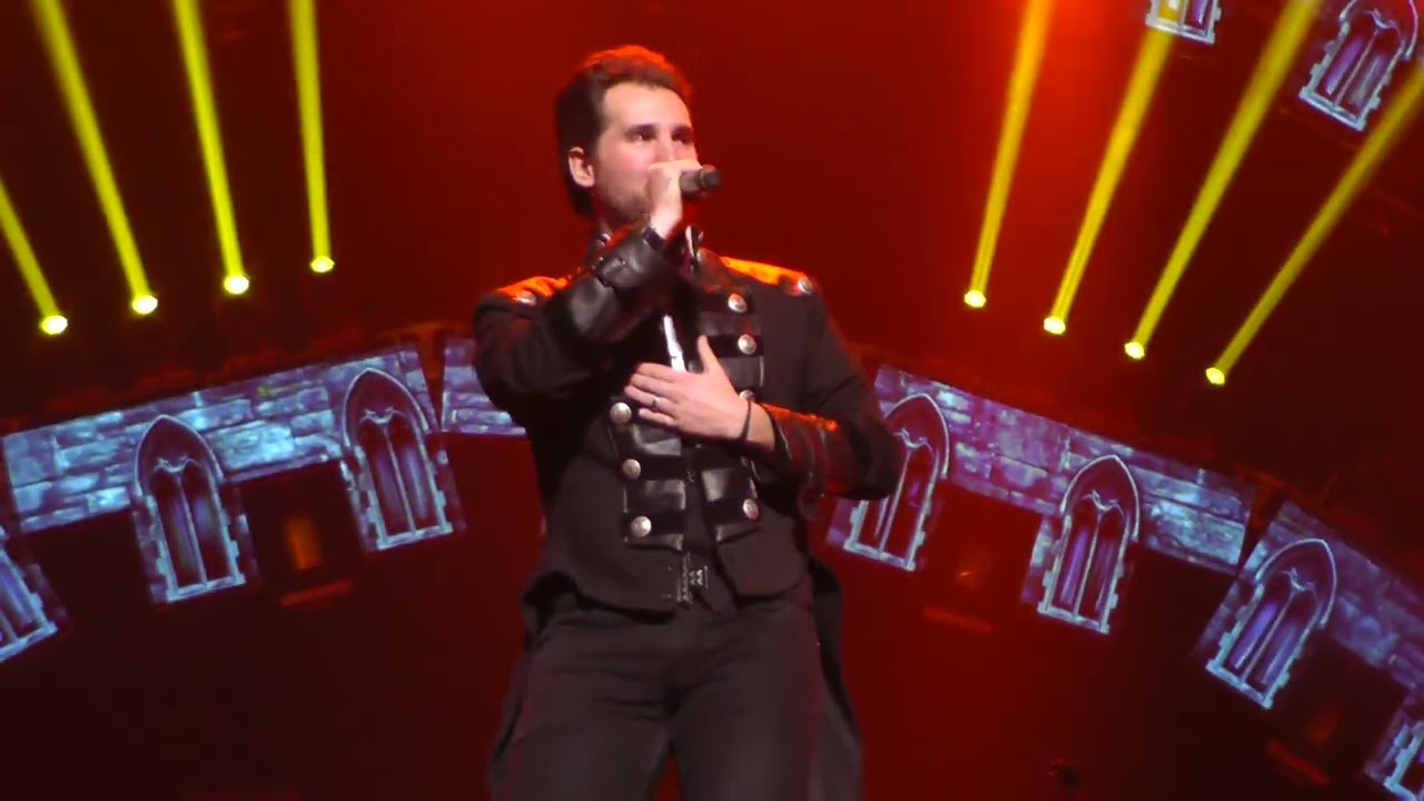 Trans-Siberian Orchestra "The Lost Christmas Eve" Chris Pinnella - live 12/13/12 (5) Albany,NY TSO