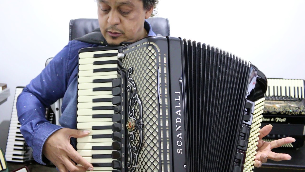 Video Aula Acordeon - Ar condicionado no 15.