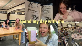 spend a fun day with me 📖☕️🎀 (trying new coffee, visiting bestie, meeting Lauren Robert's)