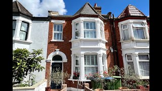 A stunning 3 bedroomed and 3 bathroom Terrace house for rent in Macoma Road, Plumstead, SE18.