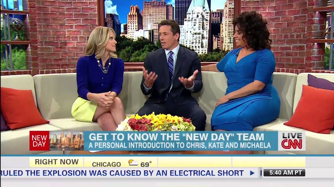 Kate Bolduan 6/19/2013 - YouTube Kate Bolduan; super cute leggy news anchor.