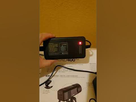 Godox UC46 Chargeur pour WB400P, WB87, WB26 ( charge simultanée