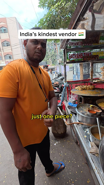 $0.05 Sev Puri in India 🇮🇳 #streetfood #streetfoodindia #travel